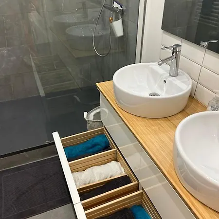 Appartement Centre Ville, Vieux Port 65m2